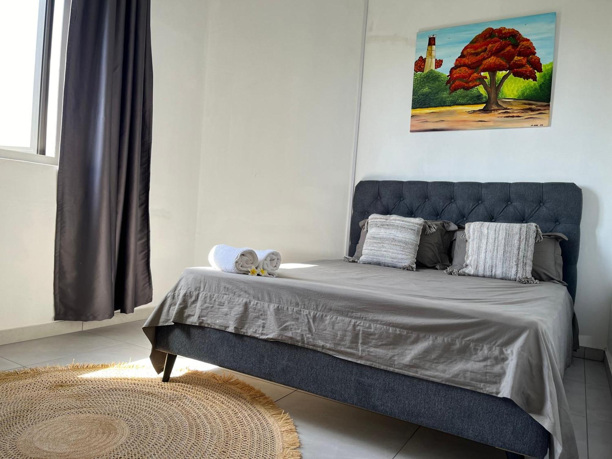 Cosy 2 Bedrooms Apts In Pereybere -Seasons Break Apartment Pereybere Beach Dış mekan fotoğraf